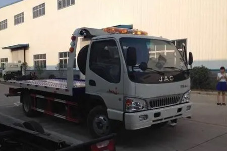 哈尔滨道里新阳路高速救援需要多少钱 救援车拖车